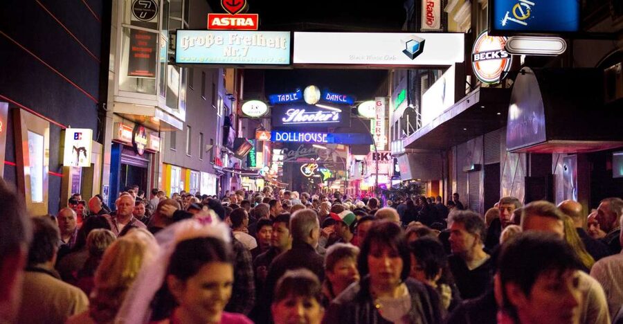 Hamburg: Private Tour Red Light District Walking Tour - Starting near U St. Pauli