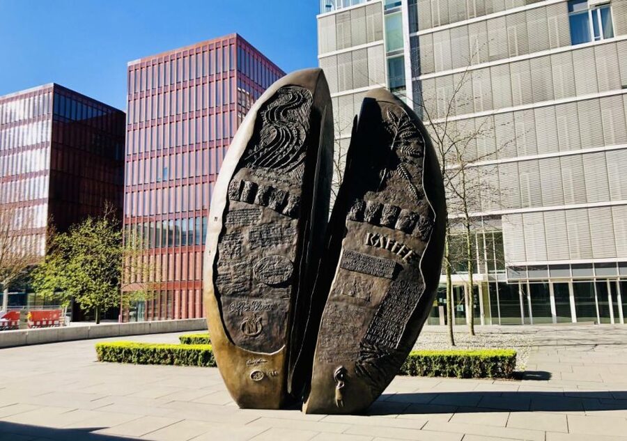 Hamburg: Private Tour UNESCO Speicherstadt and HafenCity - Chile House and the Kontorhaus District