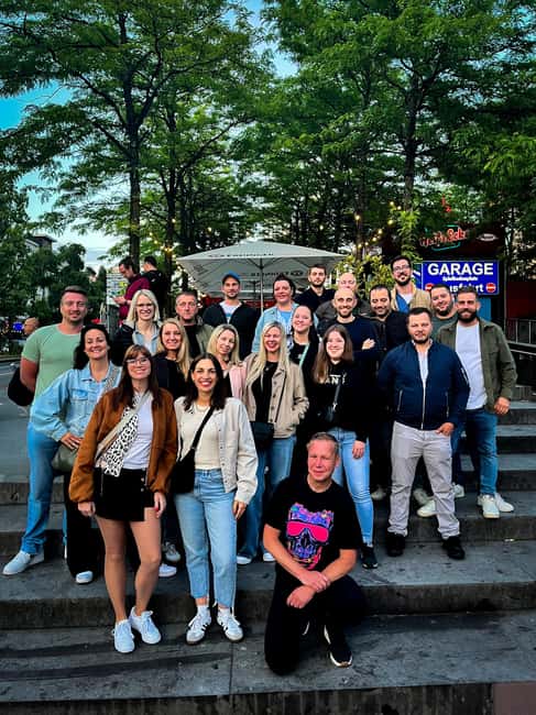 Hamburg: Pubcrawl & Nightlife Tour auf St.Pauli - Starting beside the Davidwache on Spielbudenplatz