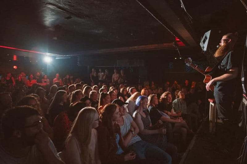 Hamburg: Reeperbahn Comedy Club - Why the cellar setting matters