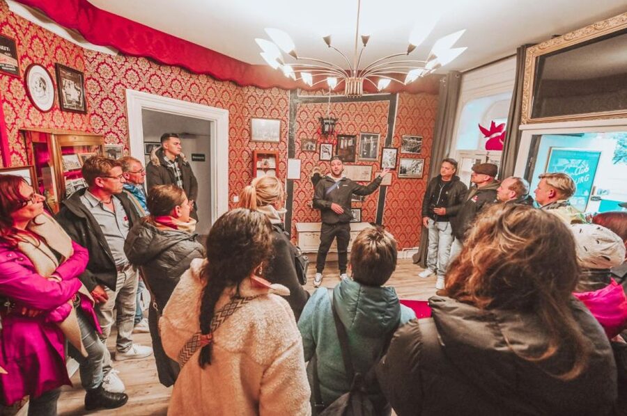 Hamburg: Reeperbahn & St Pauli Guided Tour with Kiez Insider - Is $29 Good Value for 100 Minutes?