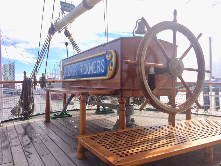 Hamburg: RICKMER RICKMERS Museum Entry Ticket - Temporary art and photography add variety