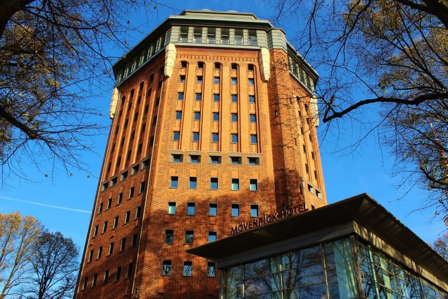 Hamburg: Schanzenviertel Culinary Tour - Standing tastings, weather, and walking comfort