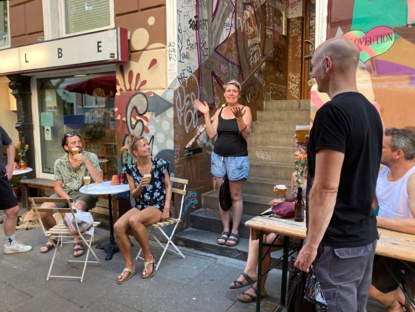Hamburg: St. Pauli District and Beer Tour - Five beers and a useful introduction to Hamburg