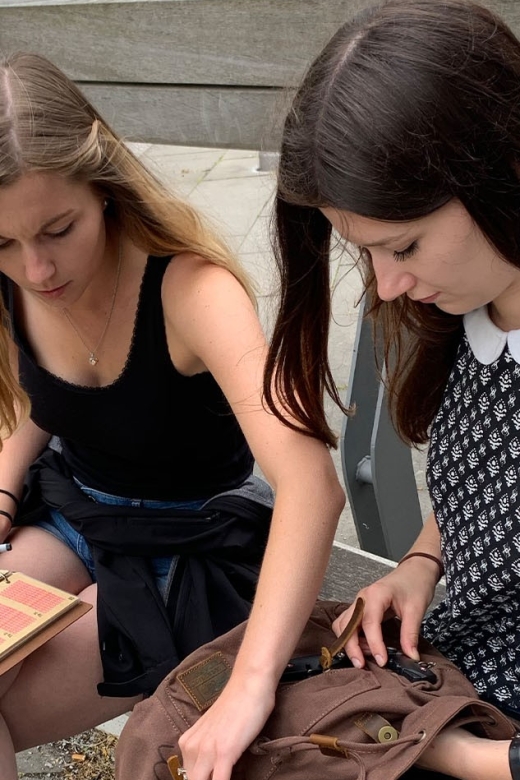 Hamburg: Treasure Hunt Game through HafenCity - Reading the Marco Polo Tower and HafenCity’s new architecture