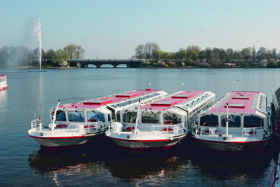 Hamburg: Twilight cruise - The Inner Alster as daylight fades