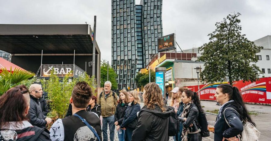 Hamburgs Highlights: Harbor Cruise & Reeperbahn Walking Tour - Key points at a glance