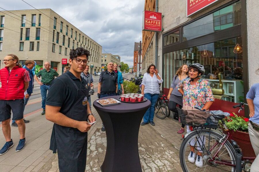 Hannover: Guided Bike Tour for Foodies with Tastings - What the $51 price really buys you