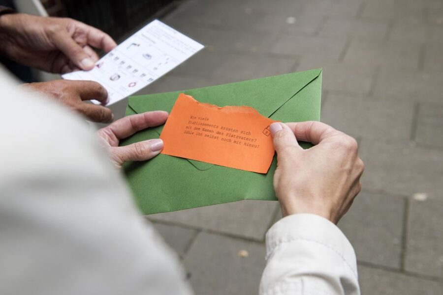 Hanover: Linden-Limmer Krimi-Rätsel-Tour - Who will get the most from this Hanover mystery walk