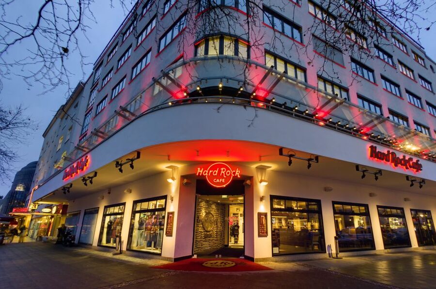 Hard Rock Cafe Berlin with Set Menu for Lunch or Dinner - Is $33 a good price for the set menu?