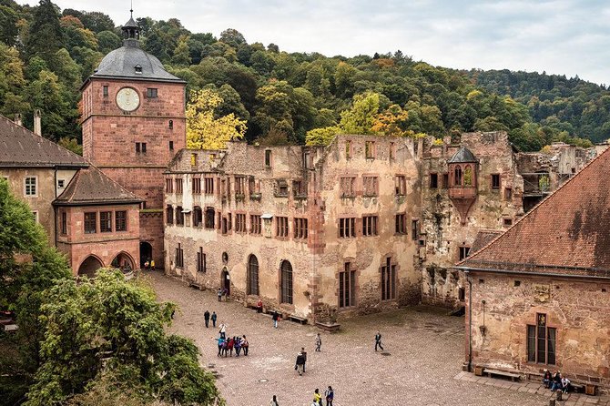 Heidelberg Castle and Old Town Tour from Frankfurt - Meeting the coach at Wiesenhüttenplatz