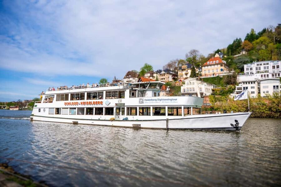 Heidelberg: Neckar River Sightseeing Cruise with a Drink - Why seeing Heidelberg from the Neckar is worthwhile