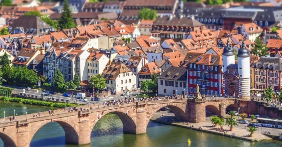 Heidelberg: Old Town Tour Including Castle Visit - Hauptstrasse, the Church of the Holy Spirit, and Marktplatz
