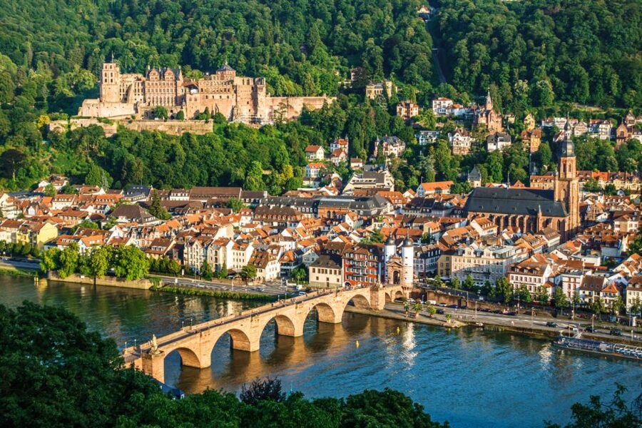 Heidelberg: Scavenger Hunt Self-Guided Tour - How challenging are the puzzles?