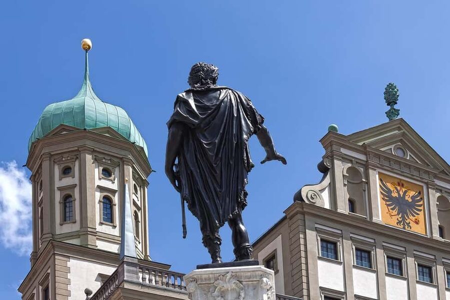 Historical Walking Tour of Augsburg - Rathausplatz and the Goldener Saal
