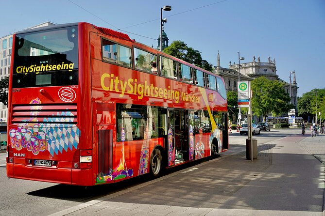 Hop-On Hop-Off Tour CitySightseeing Munich - Red route: Munich’s central sights in one loop