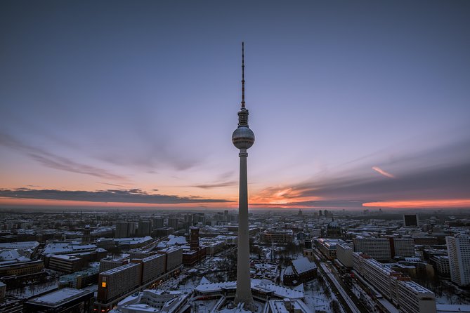 Individual city tour Berlin for max. 8 persons - Nikolaiviertel and Gendarmenmarkt