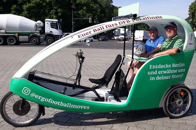 Individual City Tour - Rickshaw Sightseeing in Berlin - The grand center: Gendarmenmarkt and Checkpoint Charlie