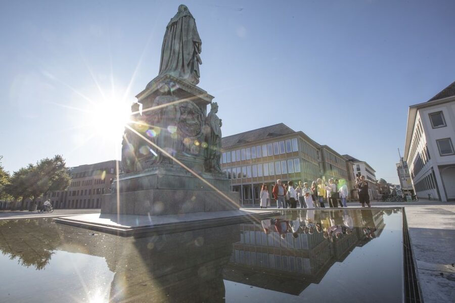 Karlsruhe: Guided City History & Culture Walking Tour - Reading the Baroque plan of Karlsruhe