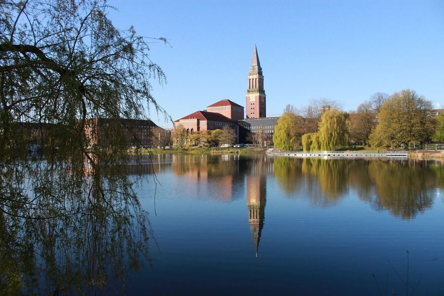 Kiel: City Highlights Express Walking Tour with a Local - Who will enjoy this Kiel walk?
