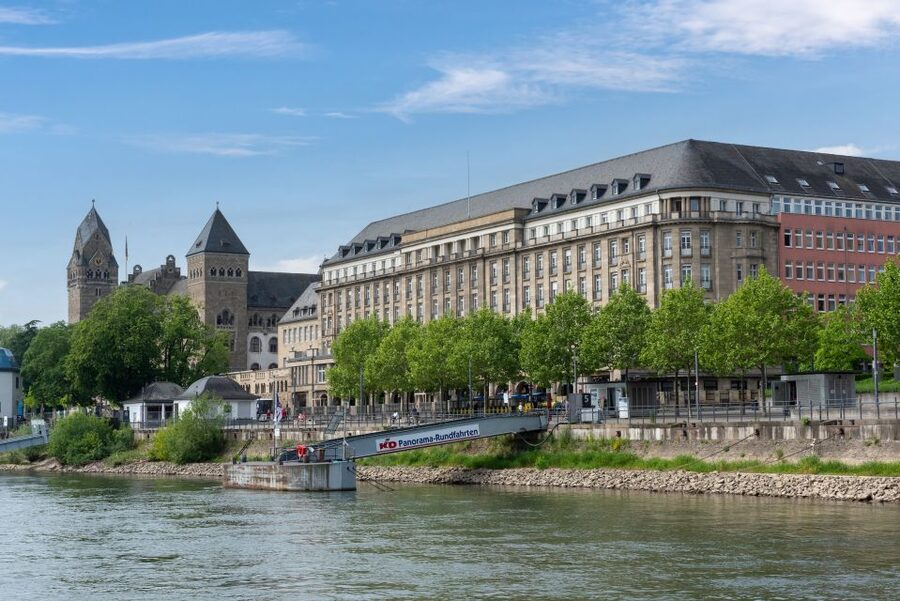 Koblenz: Old Town Sightseeing Cruise along the Rhine - Niederwerth and Vallendar: the quieter stretch