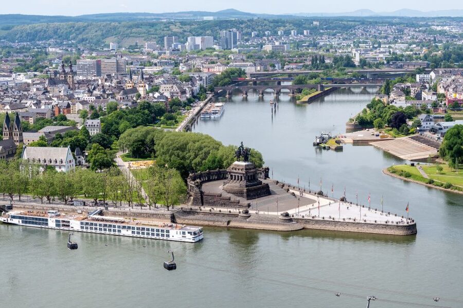 Koblenz: Old Town Sightseeing Cruise along the Rhine - What the 70-minute schedule means