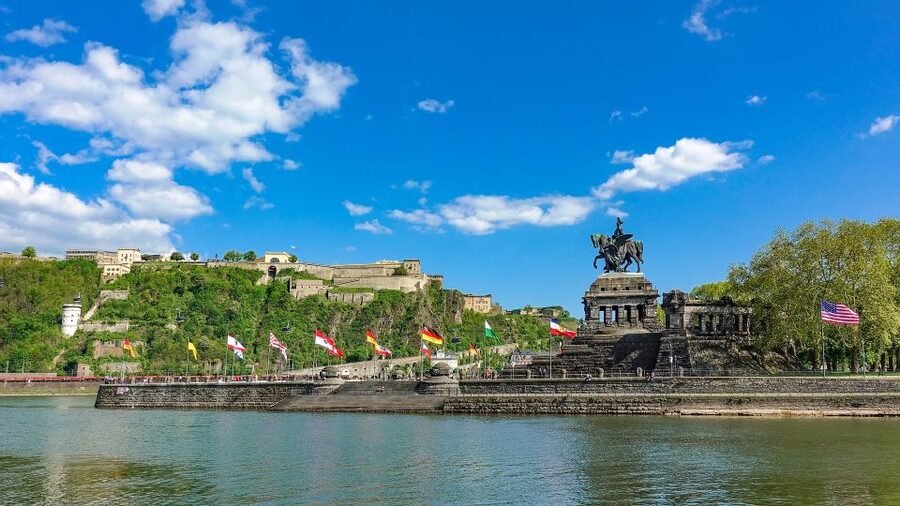 Koblenz: Old Town Tour with the Ehrenbreitstein Fortress - Münzplatz and the Roman beginning of Koblenz