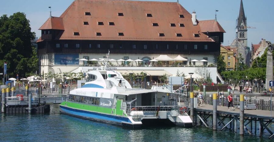 Konstanz: Private Stadtführung mit Weinprobe - Münsterplatz and the cathedral