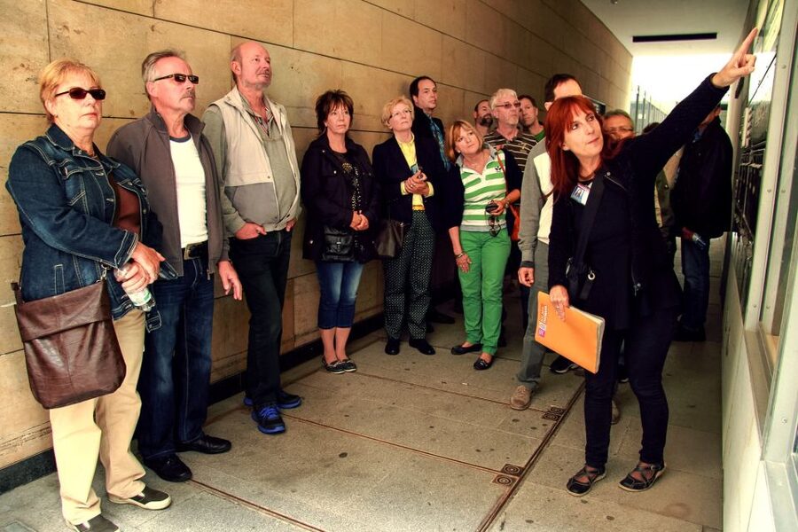 Leipzig: 1.5-Hour Historical Walking Tour in German - Mädler Passage and the Old Town Hall