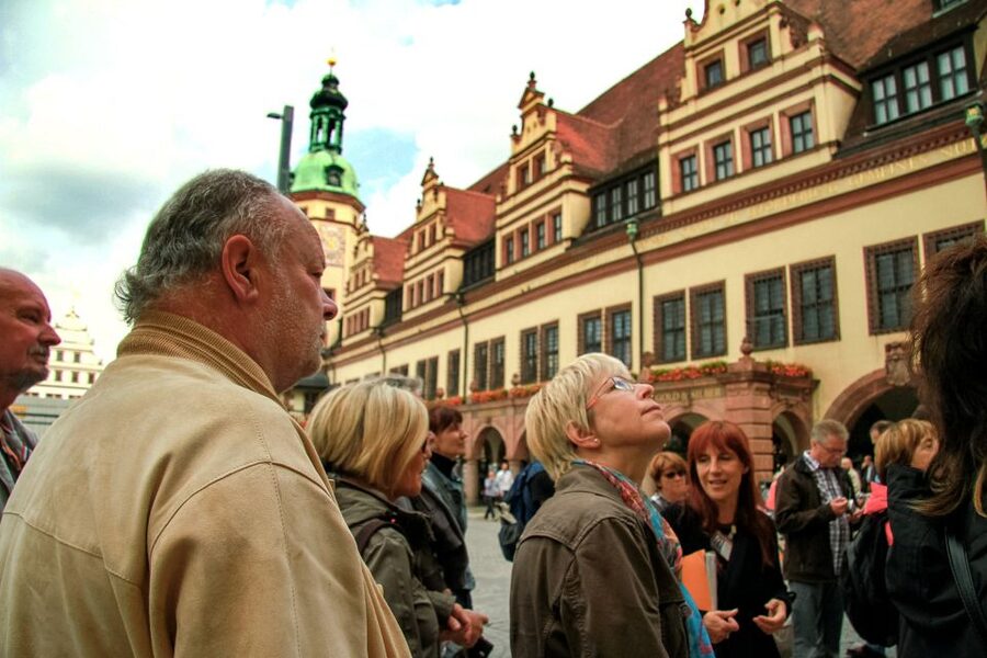 Leipzig: 1.5-Hour Historical Walking Tour in German - Guide quality and the tone of the walk