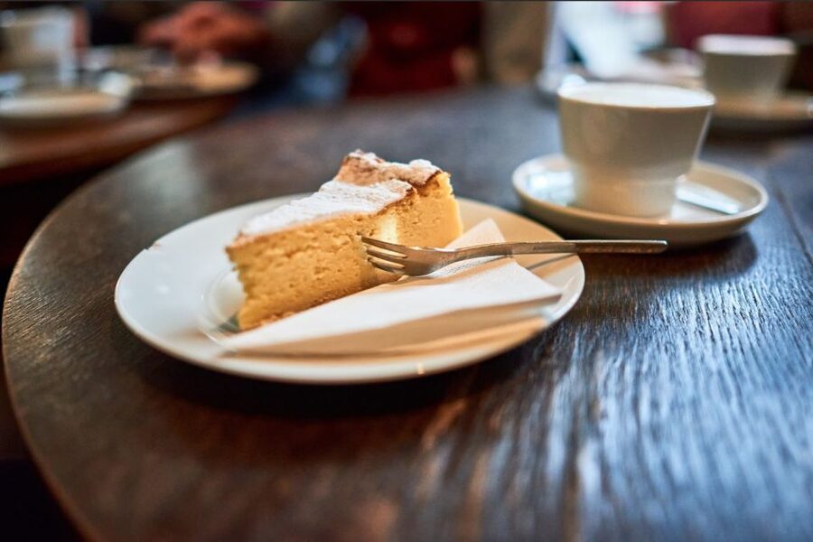 Leipzig: 3 dangerously delicious hours in Eisenbahnstraße - Practical details before you reserve