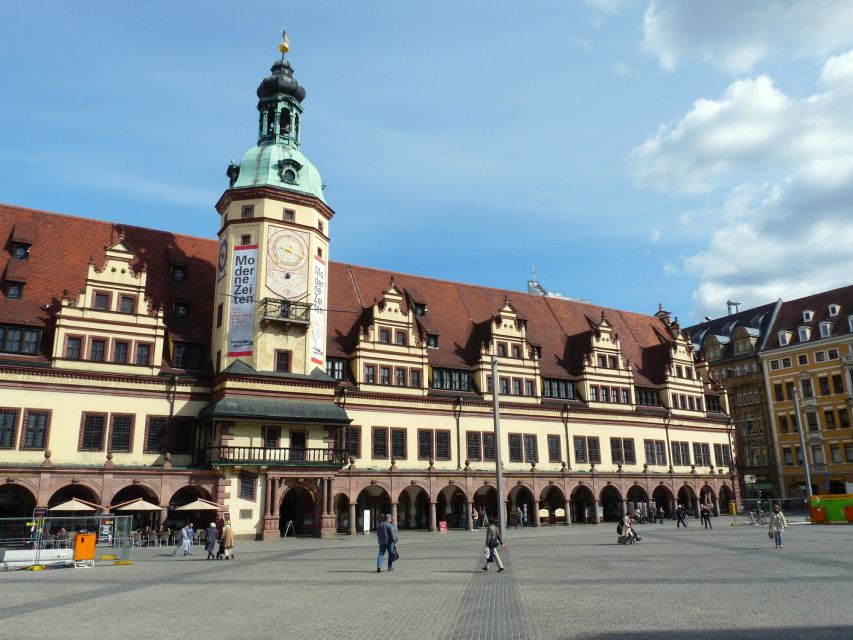 Leipzig: 3-Hour Guided Bike Tour - The Old Town Hall, Market Place, and St. Thomas Church
