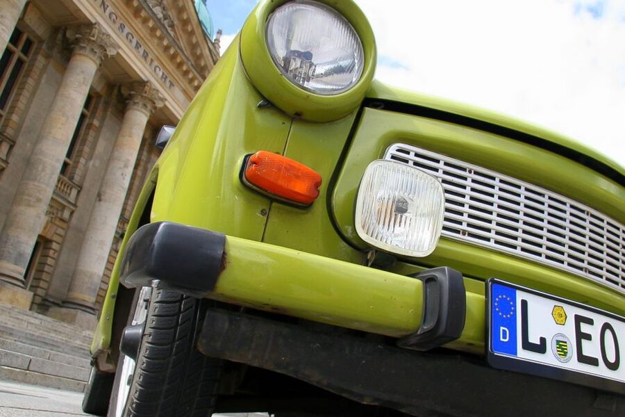 Leipzig: 90-Minute Trabi City Tour - The Trabi briefing and first turn of the key