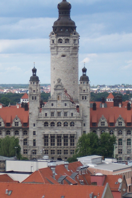 Leipzig: Guided tour through the New Town Hall - The representative halls and 900 offices