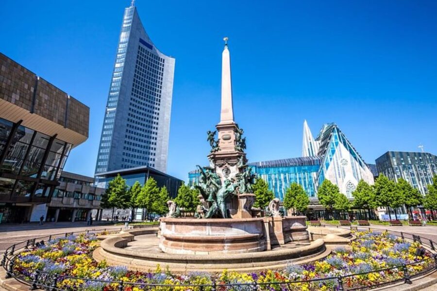 Leipzig : Private Walking tour with A Guide (Private Tour) - Bach, churches, and the challenge of a good guide
