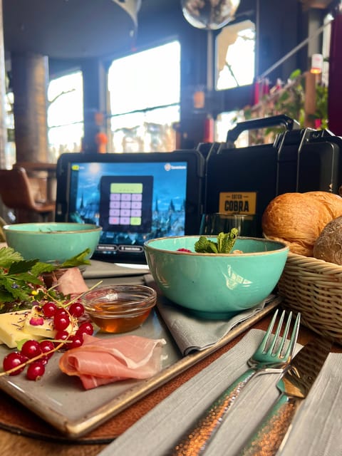 Leipzig's Mystery Morning: Breakfast & Escape Game - Your mission: catch Hektor in Leipzig