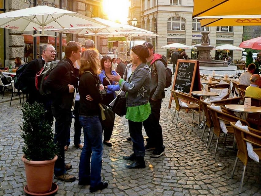 Leipzig: True or false? Walking Tour and Interactive Game - Who will enjoy this most