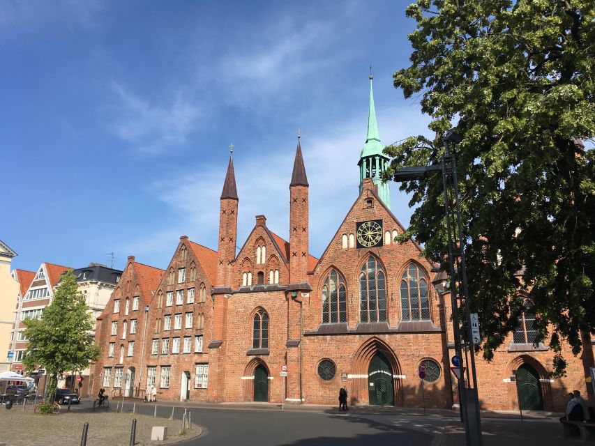Lübeck: Architecture and Local Craft Private Guided Tour - Key details of Lübeck’s architecture and craft walk