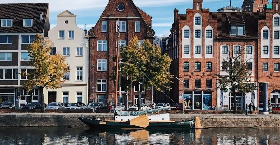Lübeck: Architecture and Local Craft Private Guided Tour - Meeting at the Holstentor