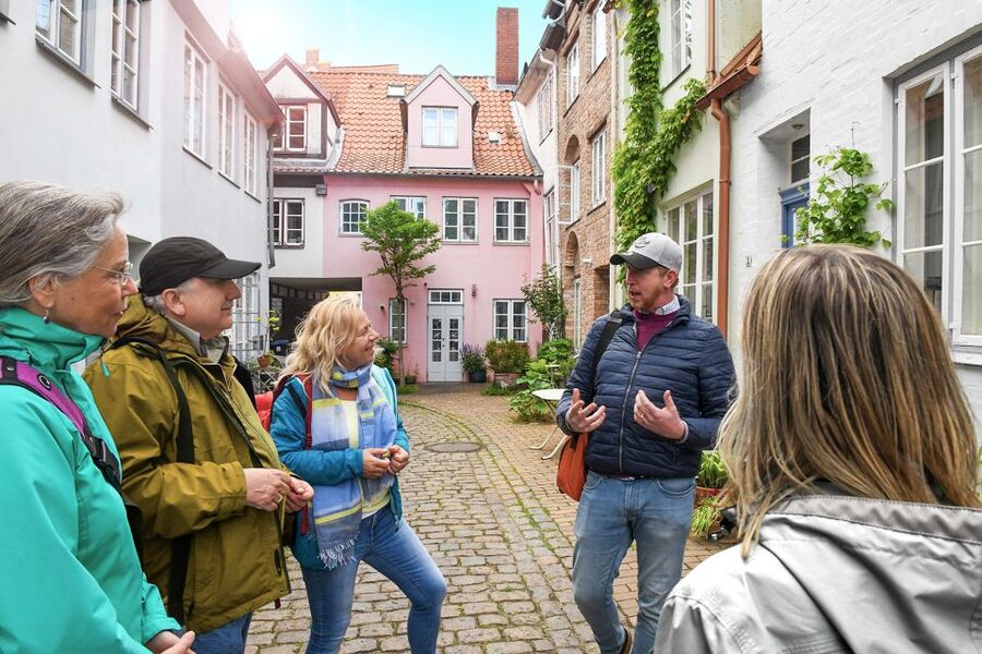 Lübeck: Entertaining Tour Through Hidden Courtyards - Why Lübeck’s courtyards tell a better story