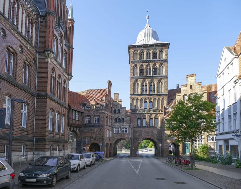 Lübeck: Express Walk with a Local - A brisk route that leaves room for questions