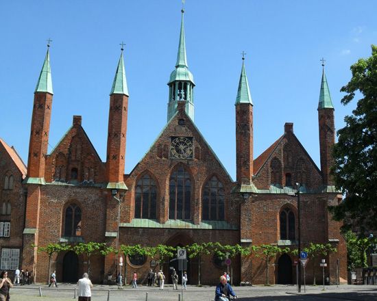 Lübeck: Hanseatic League History Walking Tour - St. Mary’s Church and the Hanseatic model