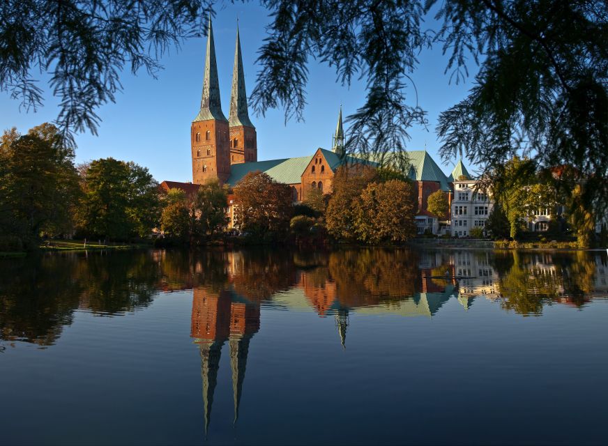 Lübeck: Old Town Highlights Private Walking Tour - Practical details before you book
