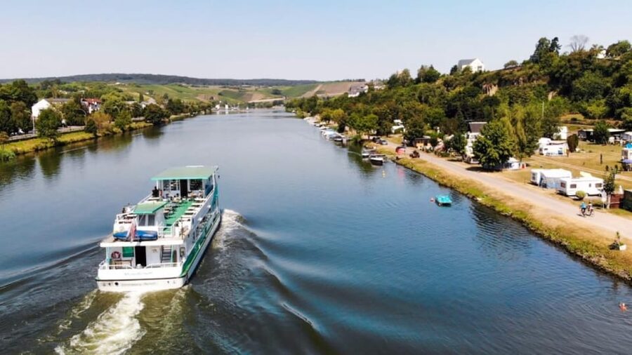 Luxembourg: Moselle Day Trip with Wine Tasting and Boat Tour - Who should book this experience?