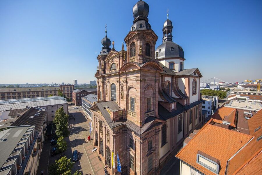 Mannheim, guided Walking Tour: Discover Mannheim - Reiss-Engelhorn Museums and the city’s public memory