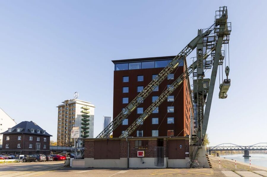 Mannheim, guided walking tour: Industrial culture at the commercial port - Walking through one of Europe’s major inland ports
