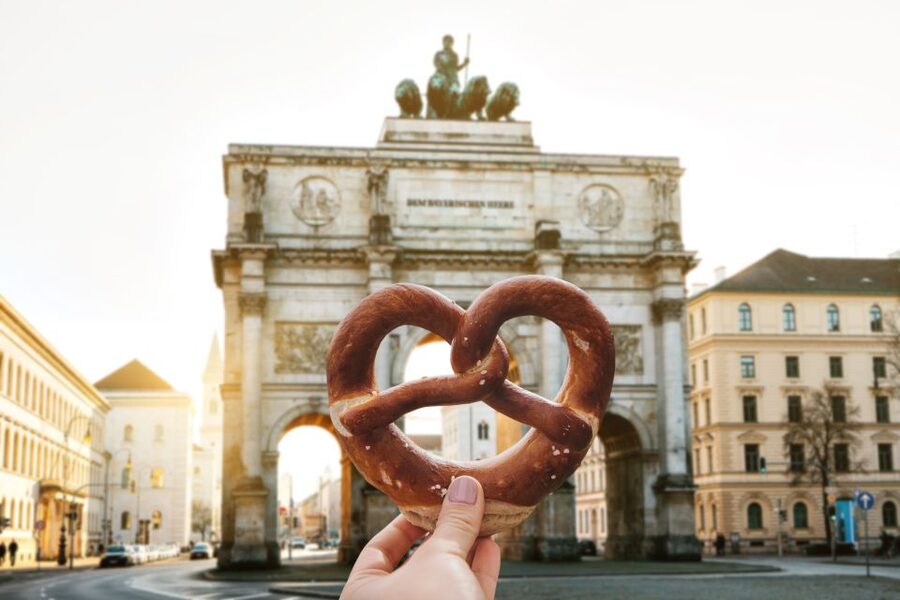Marienplatz and Viktualienmarkt Private Tour and Tasting - Should You Book It?