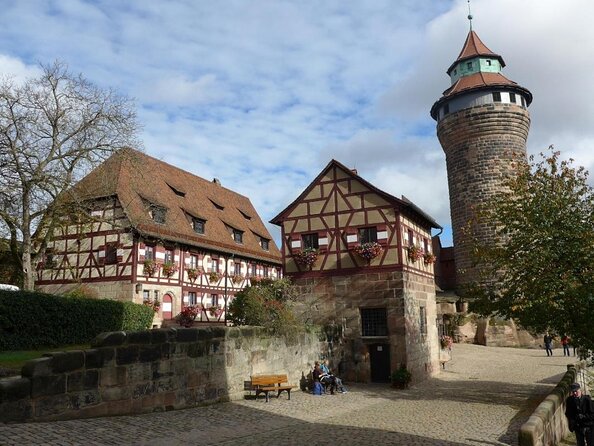 Medieval Tour in Nuremberg in Spanish - A different way to read Nuremberg