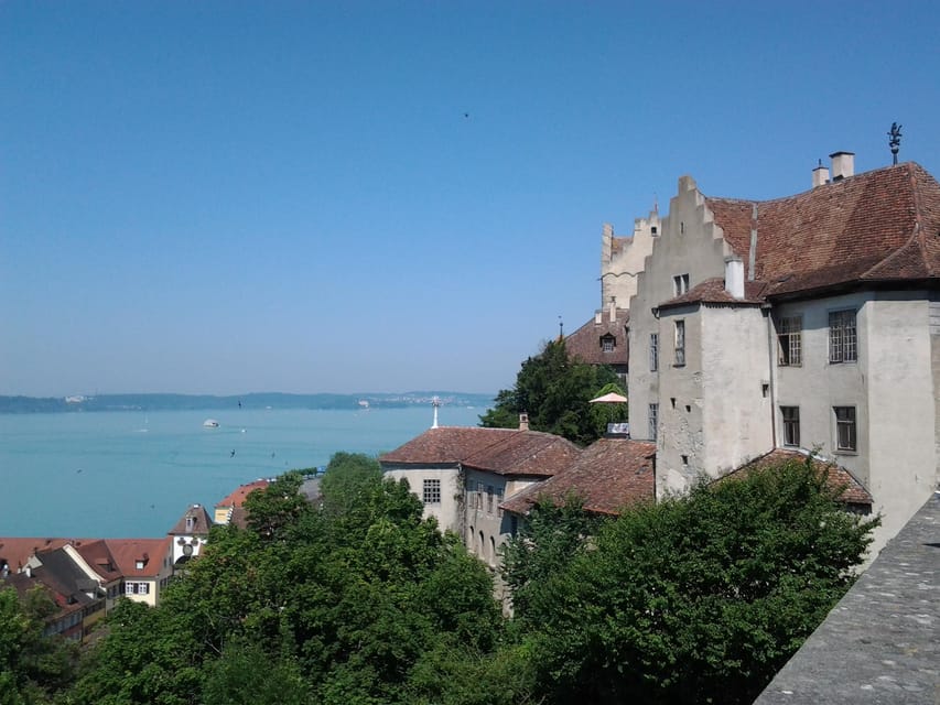 Meersburg: Public city tour with wine tasting - Why the wine makes this Meersburg walk different