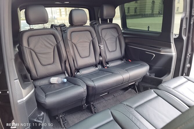Minivan Driver and Guide (DIN15565) Tailor Made Berlin Highlights - Why this minivan tour works for a first look